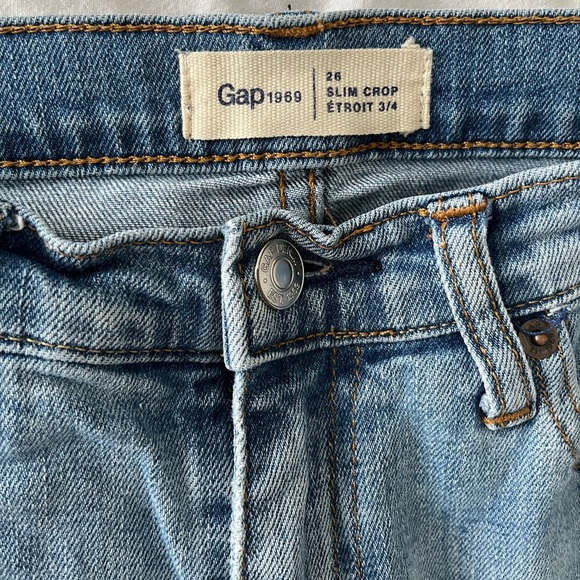 Gap Slim Crop Jeans - Picture 3 of 3